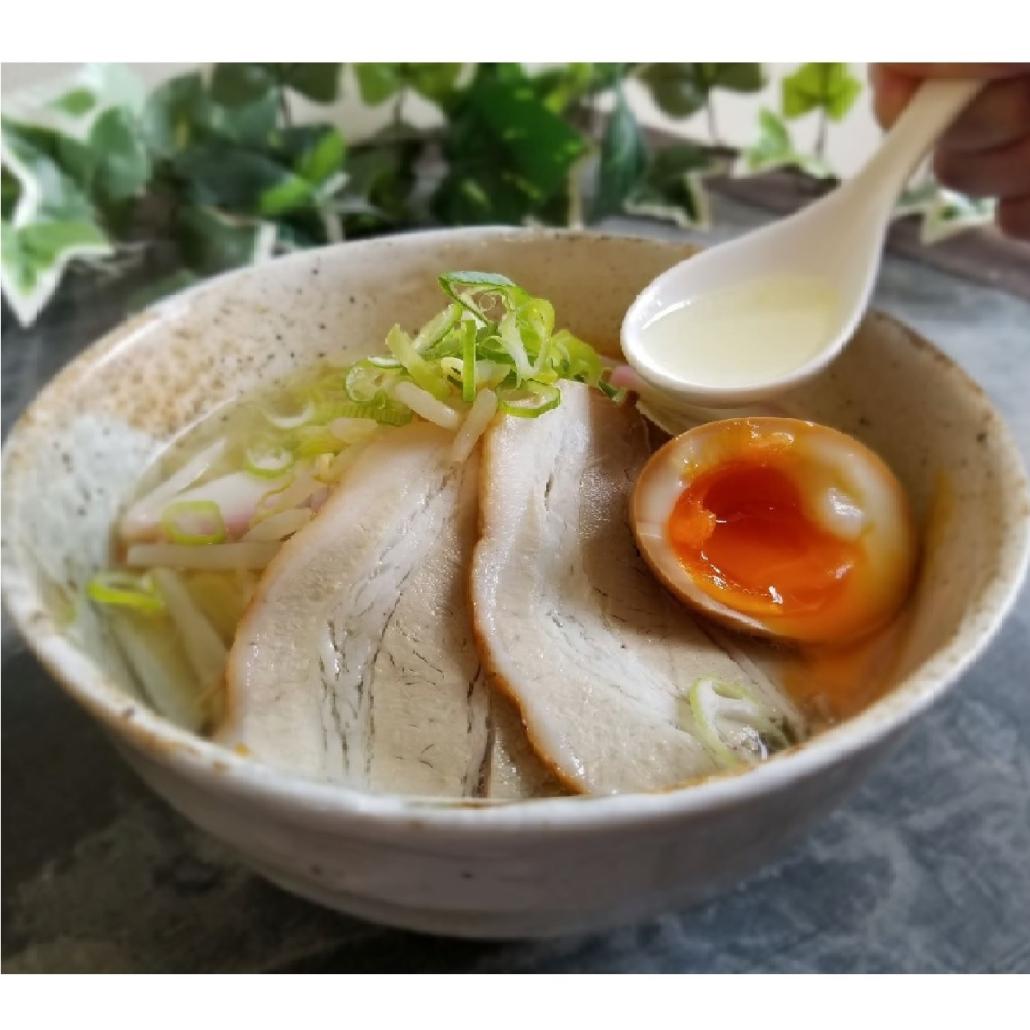 赤馬館塩ラーメン