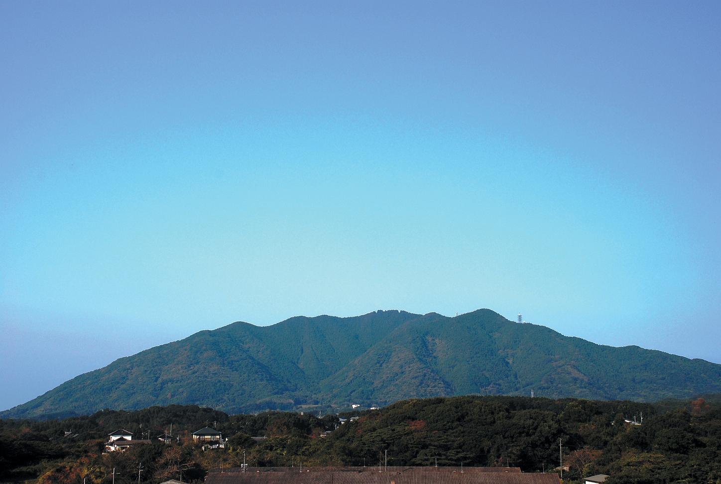 湯川山