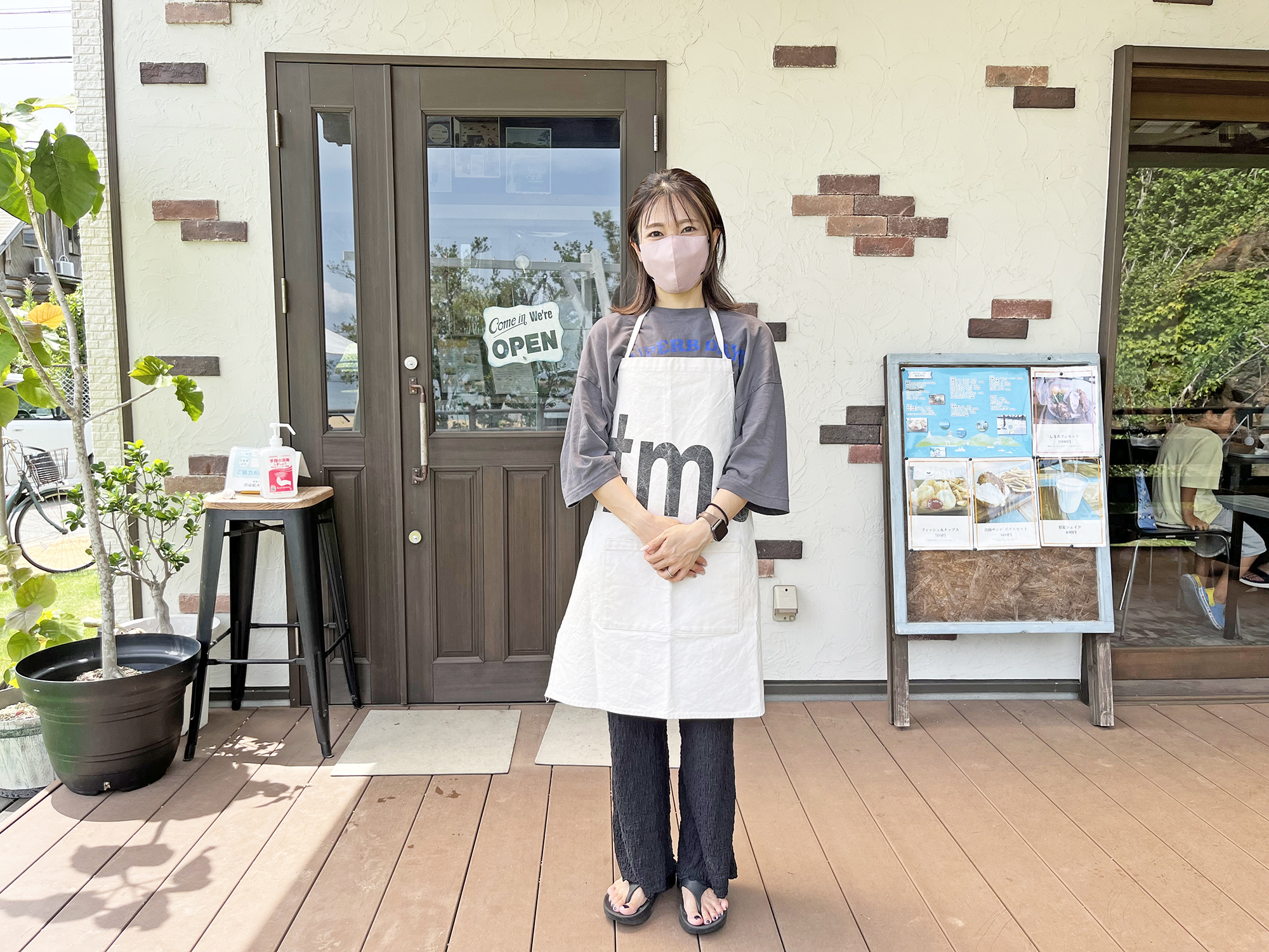 むすびカフェオーナーの草野さん