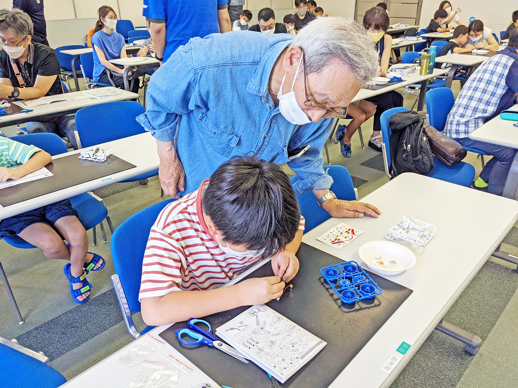 おもちゃ病院古賀のドクターのみなさんもサポートしてくれました！