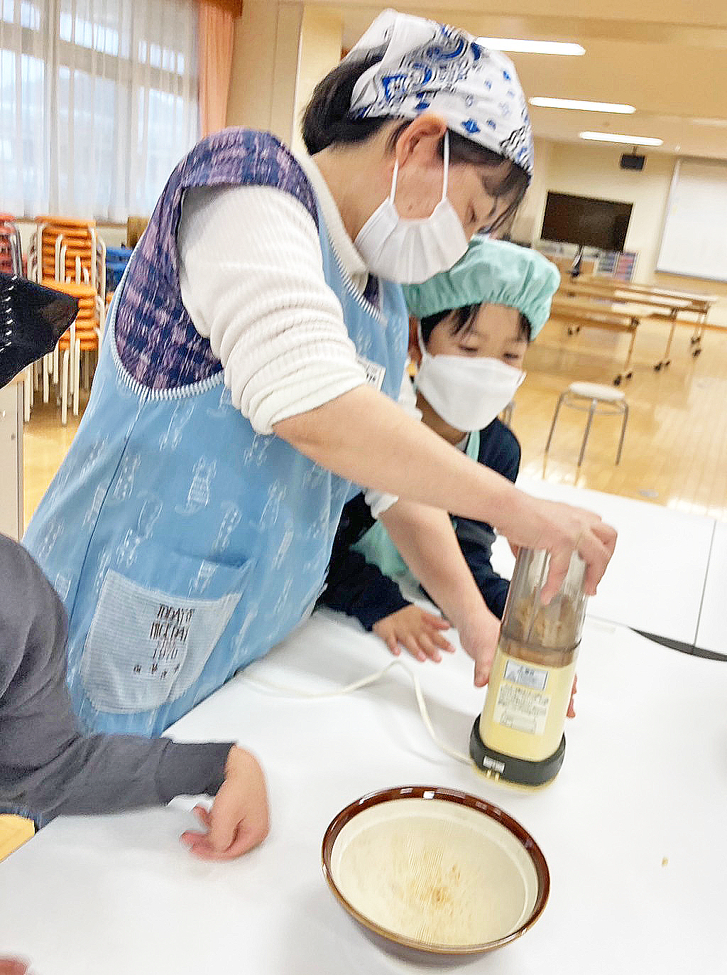 時間かかるすりこぎも、ミルサーだとあっという間！