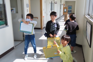 1年学校探検