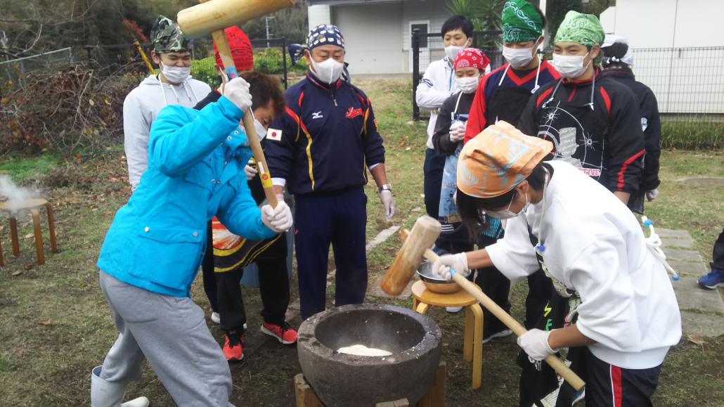 30餅つき10