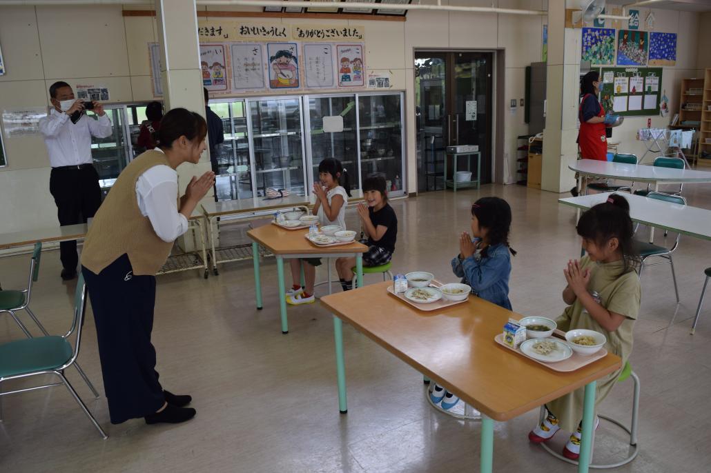 給食開始