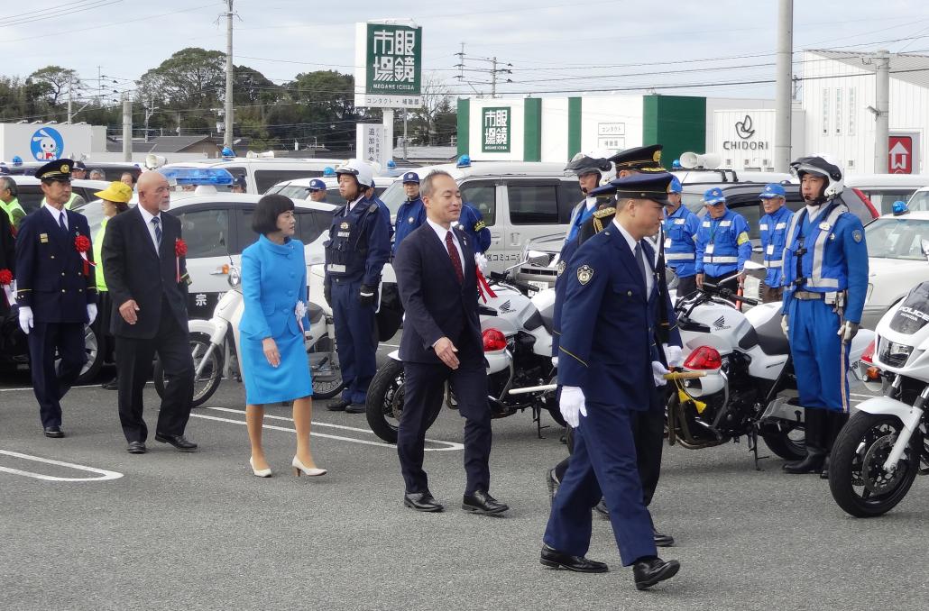 青パト大集合2の画像