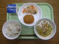 １月給食写真（コロッケ）