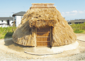 いせきんぐ宗像の竪穴住居の画像